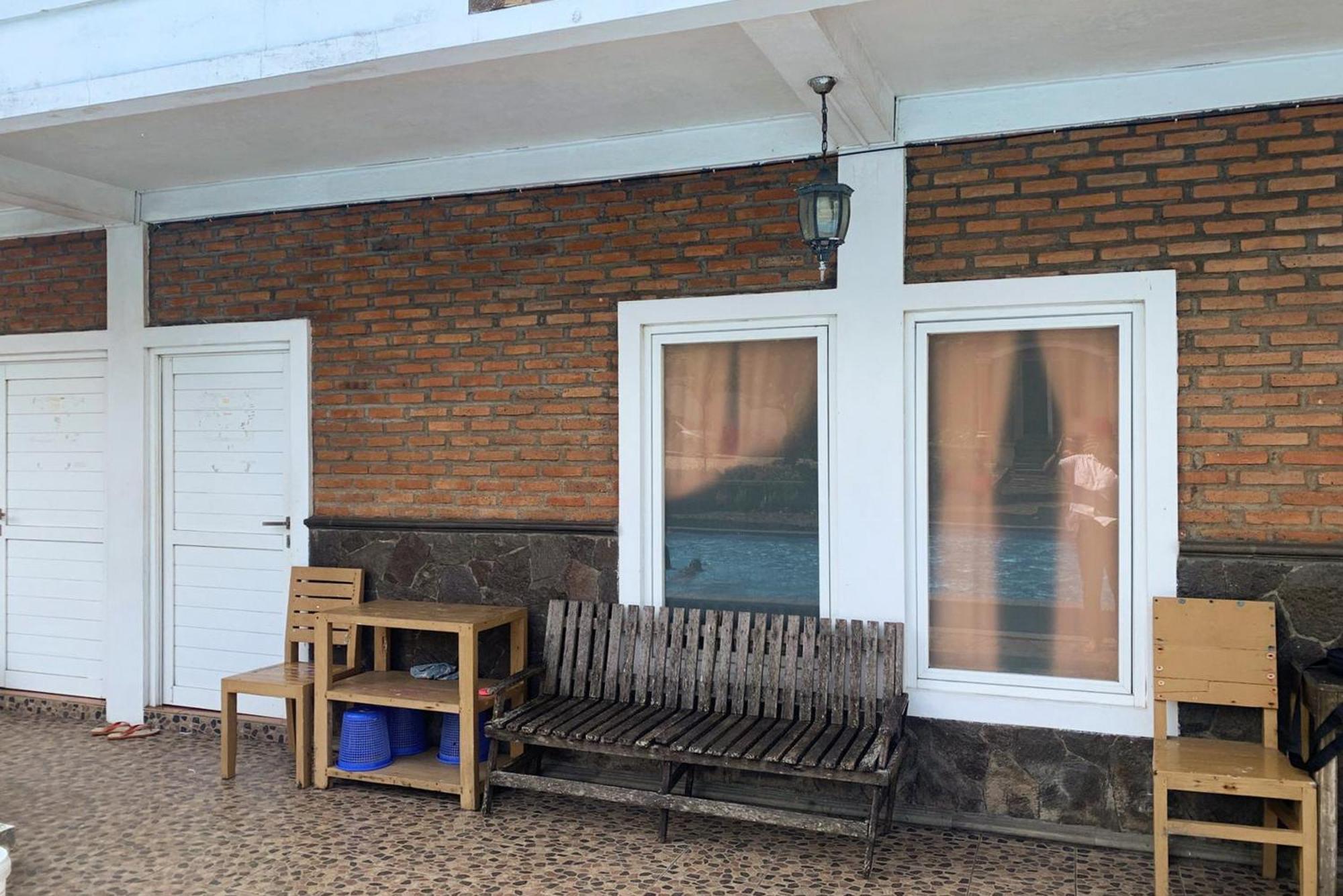 Urbanview Hotel Villa Q Gisting Bandjarnegeri Eksteriør bilde